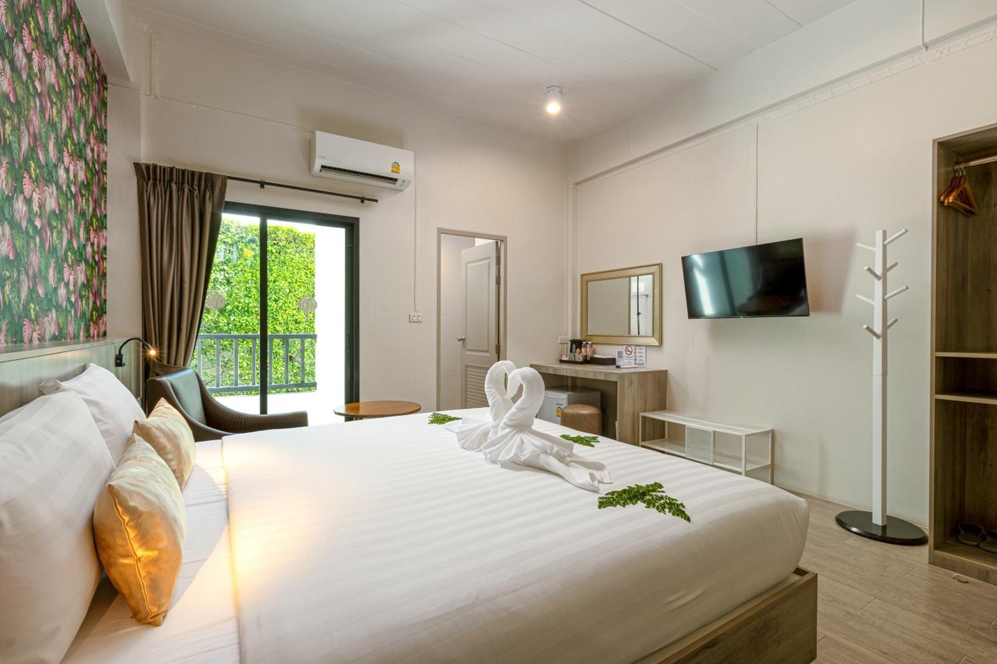 Ang Pao Hotel Phuket Kültér fotó